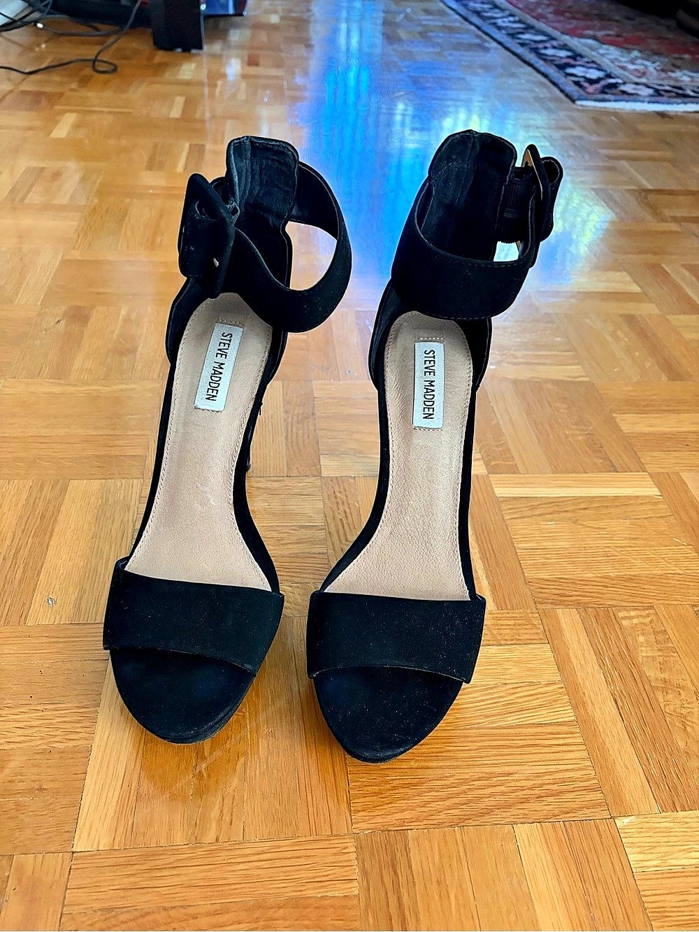 Steve Madden Black Ankle Strap Heels Like New